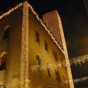 LED Lichterkette 10m 200 MaxiLeds warmwei� Kabel weiss