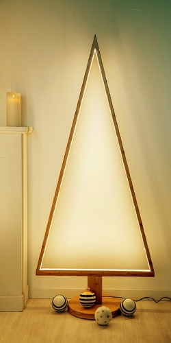 Weihnachtsbaum aus Naturholz 145 cm warmweie LEDs