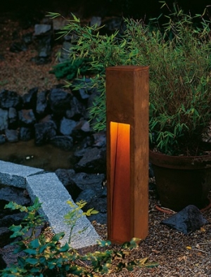 RUSTY SLOT Wegeleuchte, FeCSi-Stahl gerostet, E27, H:80cm UNIKAT